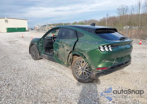 2024 Ford Mustang Mach-E Premium z USA, uszkodzony, nr VIN 3FMTK3S56RMA06635